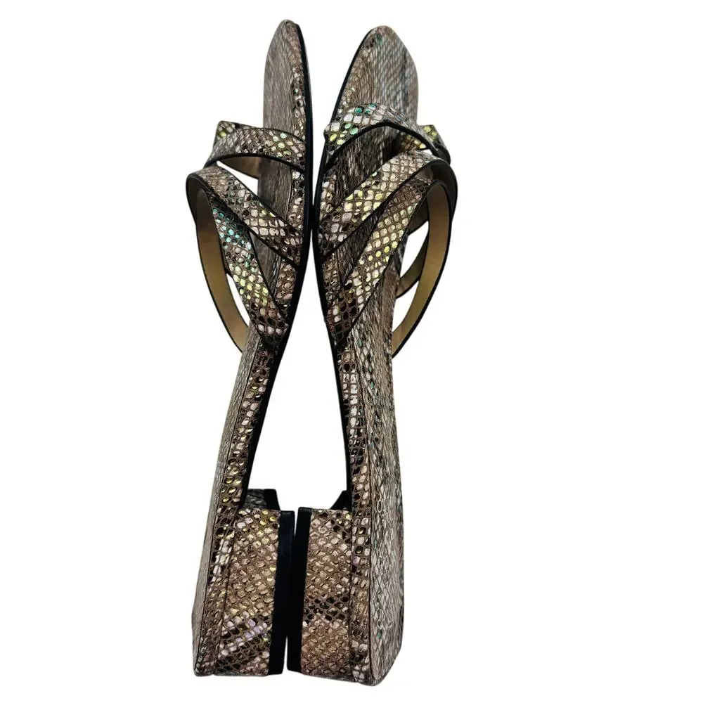 Vince Camuto Metallic Snake Embossed Strappy Slip On Sandals Women's Size 8.5